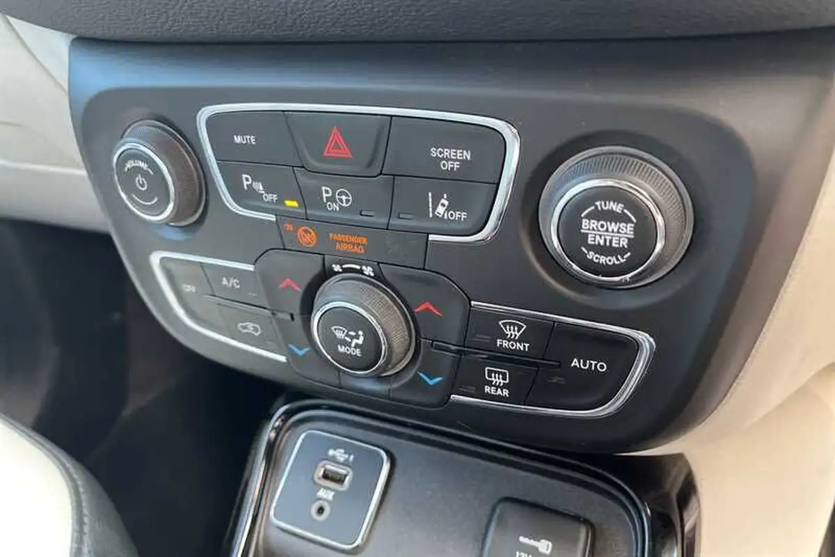 2021-jeep-compass-14-multiair-ii-limited-138bhp-big-14