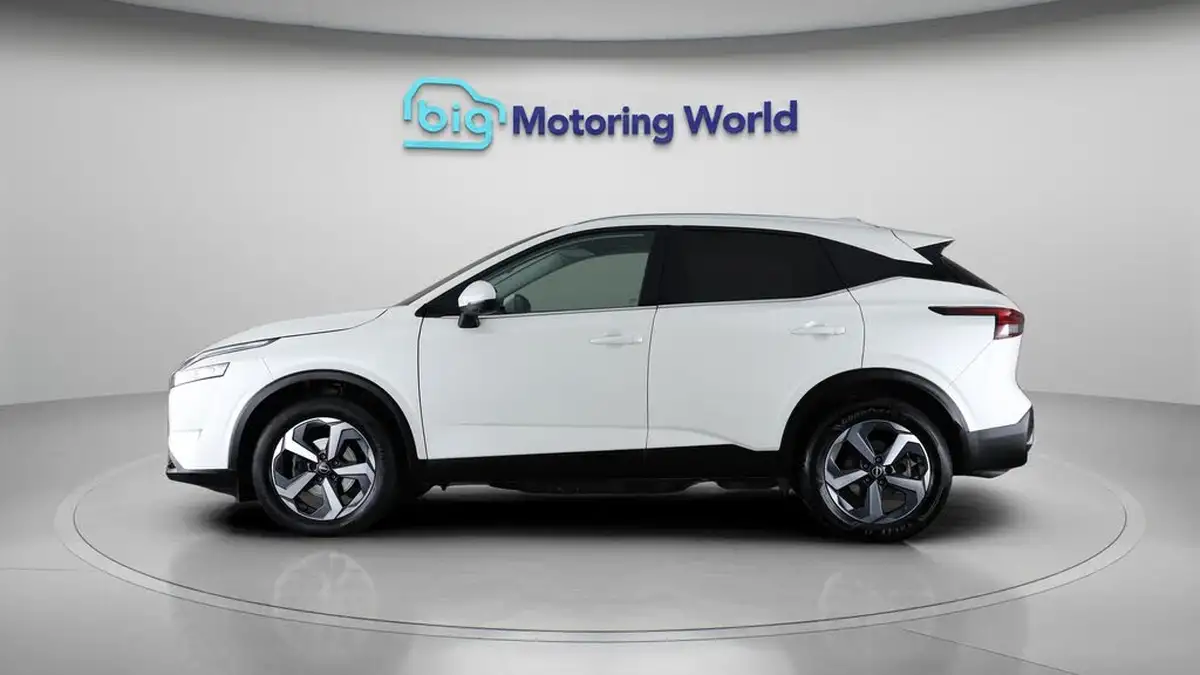 2022-nissan-qashqai-13-dig-t-n-connecta-140ps-big-4