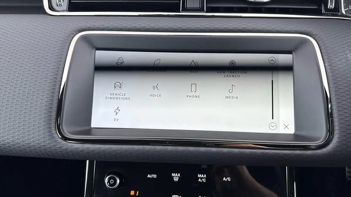 2022-land-rover-range-rover-evoque-15-p300e-r-dynamic-s-big-16