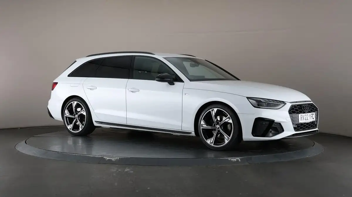 2022-audi-a4-avant-20-35-tfsi-black-edition-s-tronic-big-55