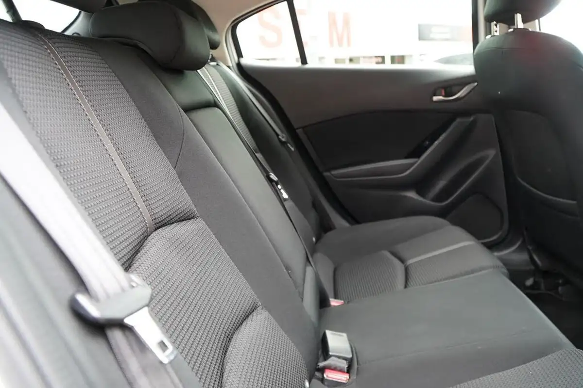 2017-mazda-mazda3-20-se-l-nav-hatchback-5d-big-22