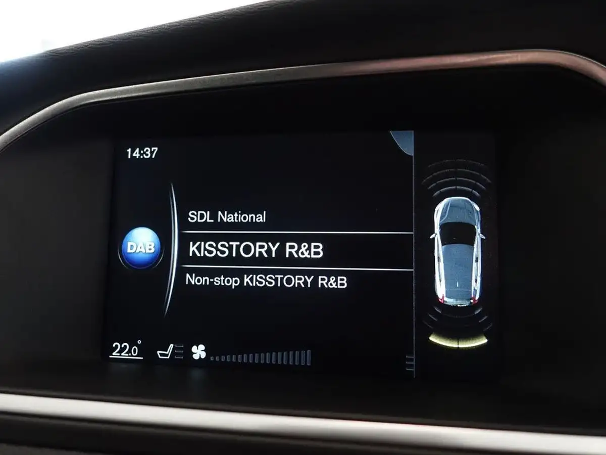 2016-volvo-v40-20td-d3-inscription-geartronic-big-28