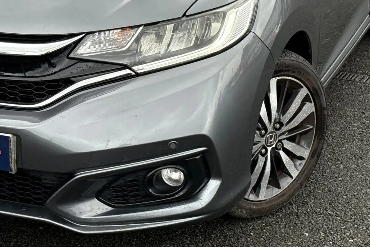 2018-honda-jazz-13-i-vtec-ex-navi-cvt-big-27
