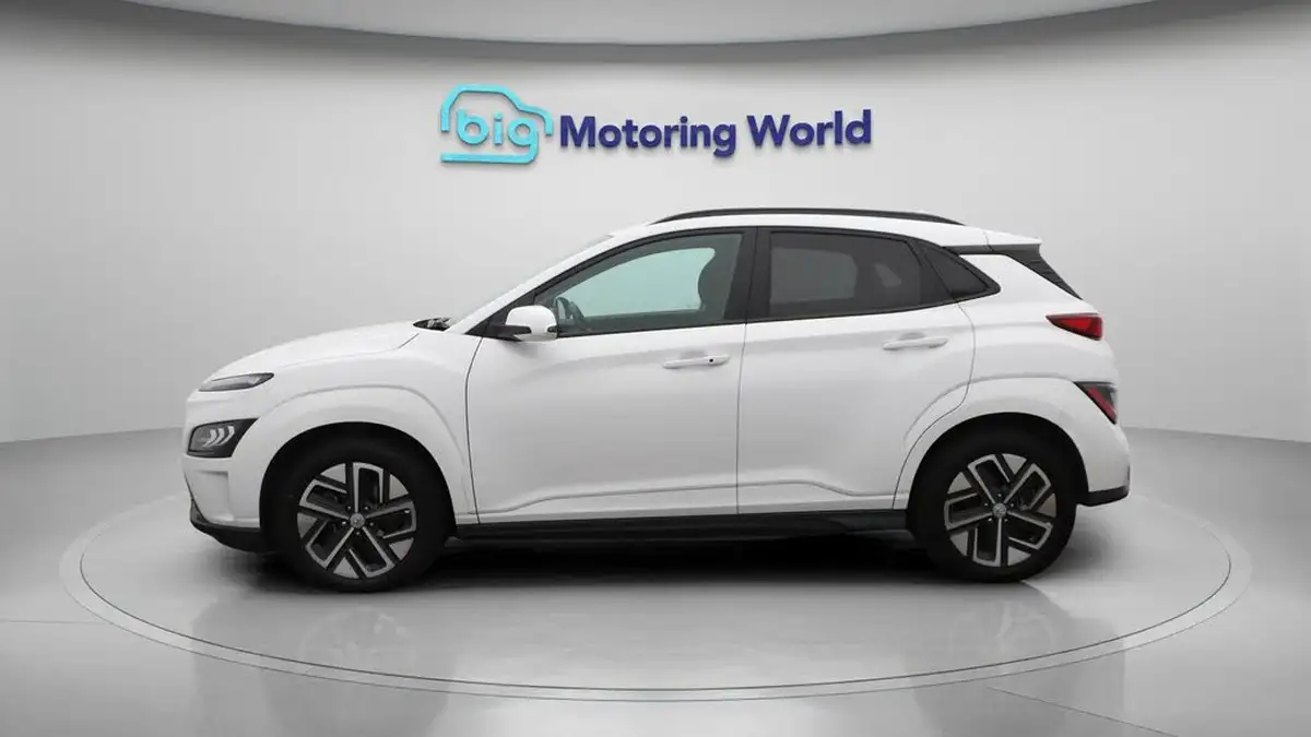 2021-hyundai-kona-e-premium-204ps-64kwh-7kw-obc-big-4