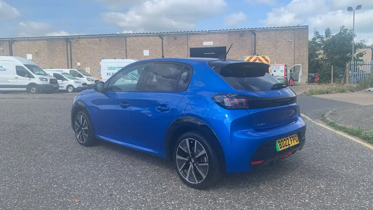 2022-peugeot-208-e-gt-136bhp-50kwh-big-4