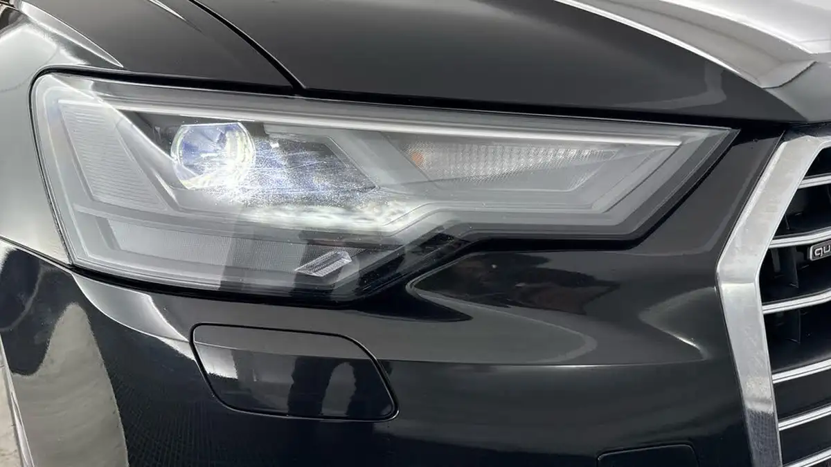 2020-audi-a6-saloon-20-50-tfsi-e-sport-big-30