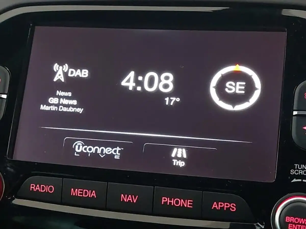 2019-alfa-romeo-giulietta-20jtdm-2-veloce-big-10