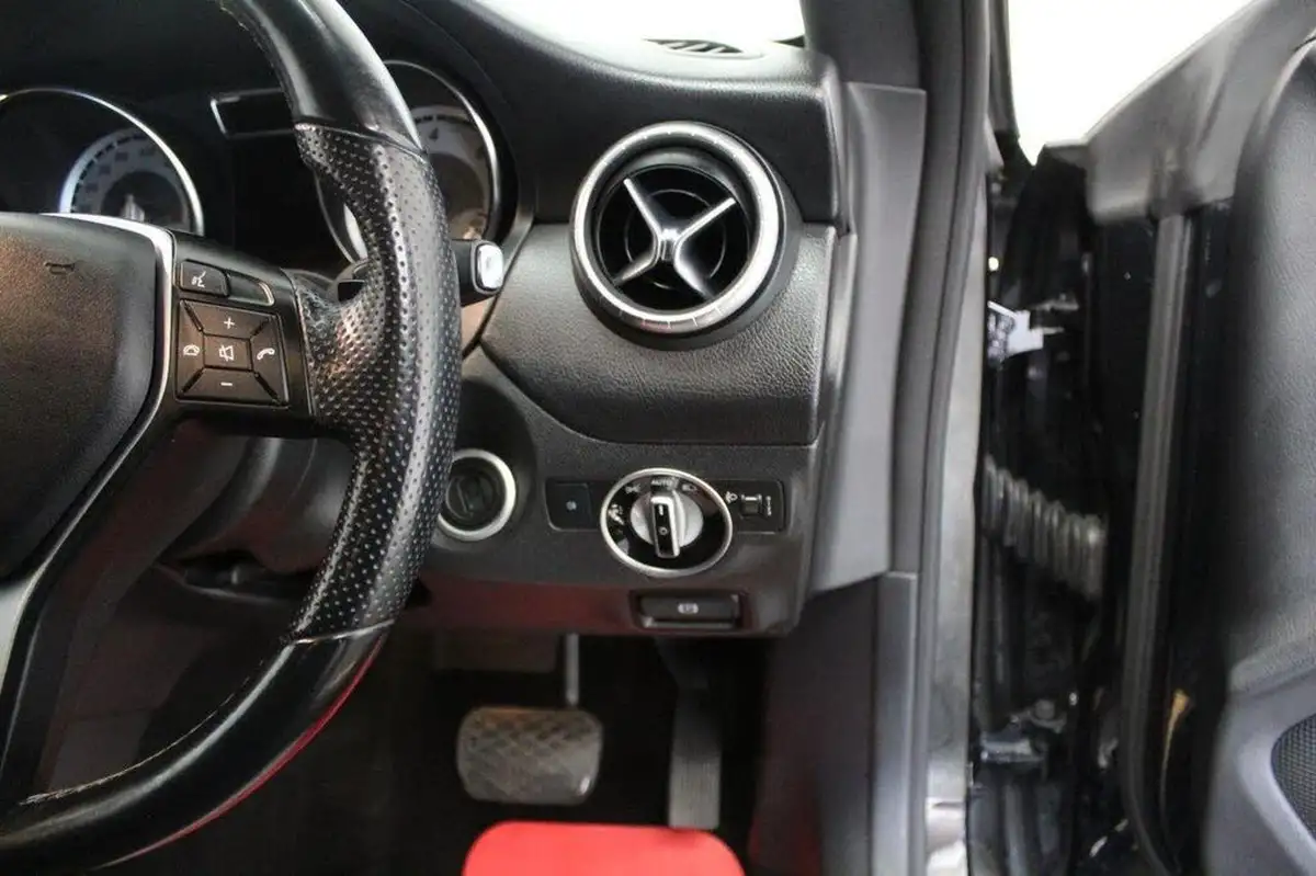 2013-mercedes-benz-cla-21td-cla-220-cdi-sport-21cdi-170bhp-big-46