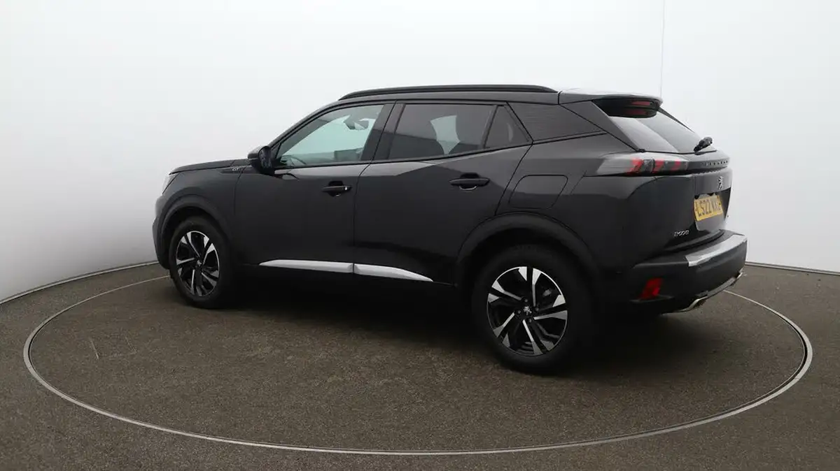 2022-peugeot-2008-suv-12-puretech-gt-big-38