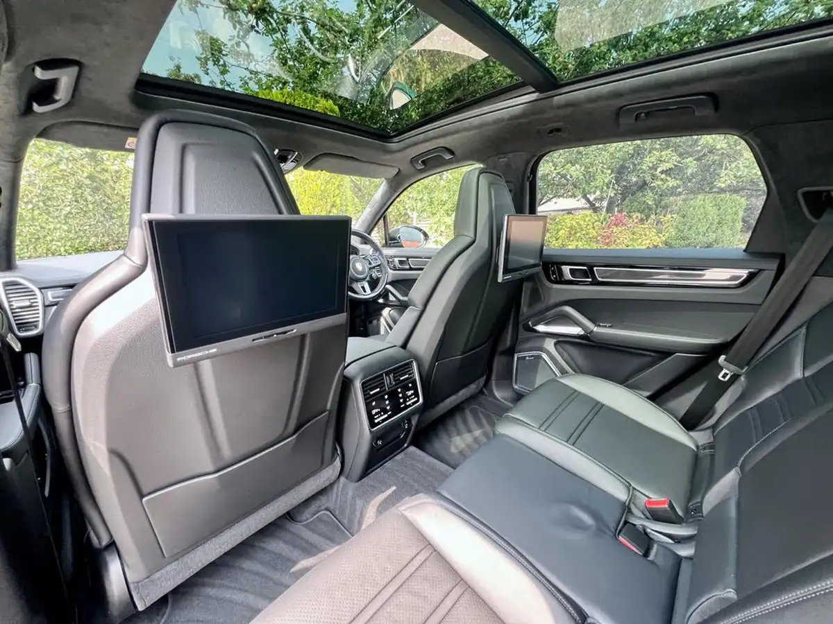 2020-porsche-cayenne-40-v8-turbo-station-wagon-big-16