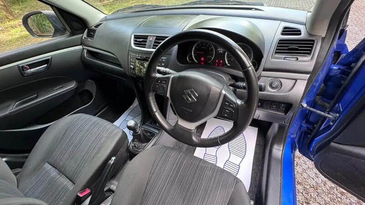 2014-suzuki-swift-12-sz4-94ps-4x4-5d-big-12