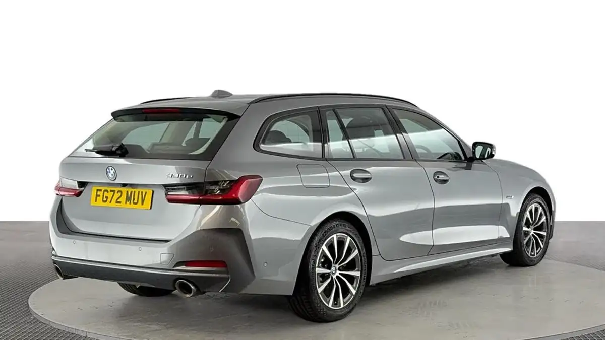 2022-bmw-3-series-20-330e-sport-touring-5d-big-3
