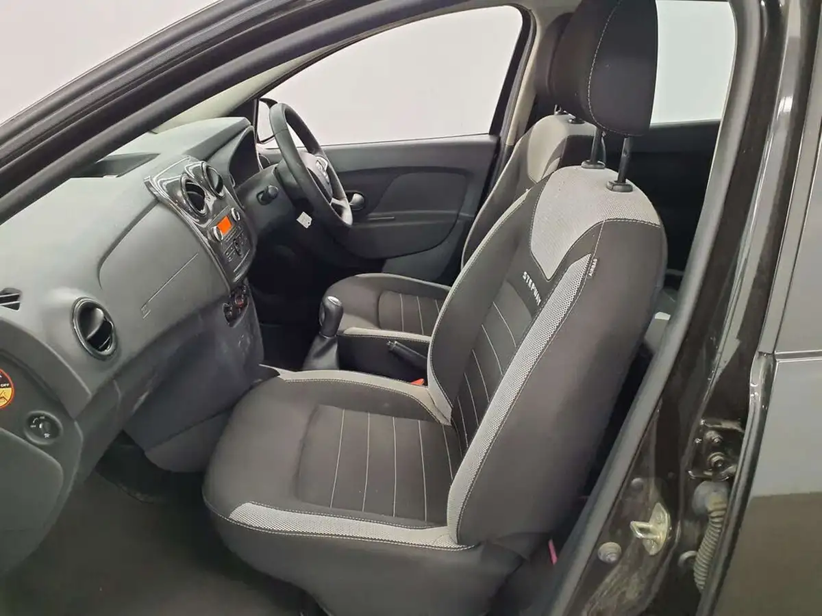 2019-dacia-sandero-stepway-09-tce-essential-big-9