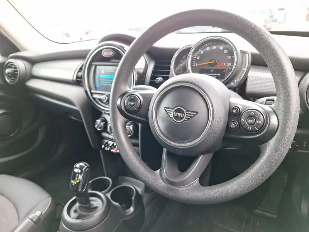 2020-mini-countryman-15-cooper-classic-auto-big-12