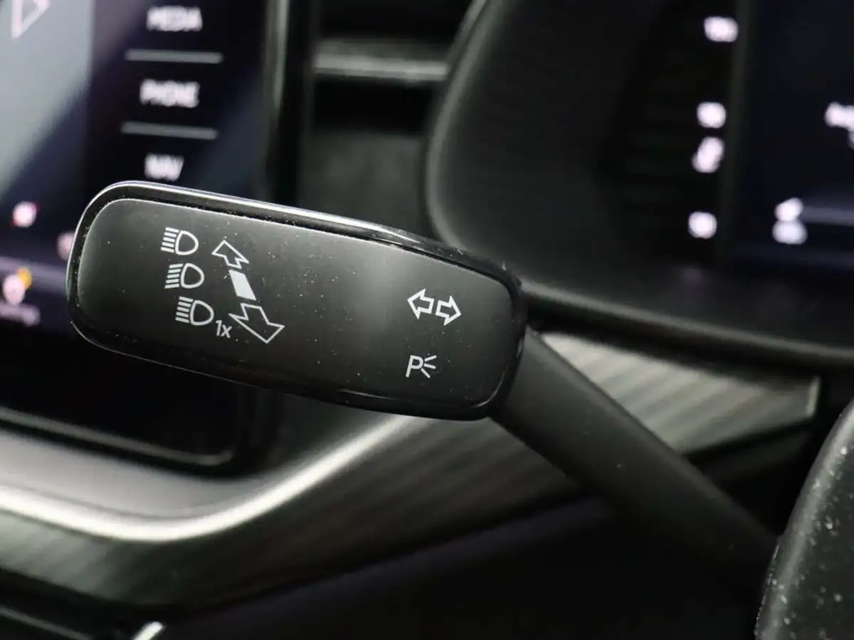 2021-skoda-kamiq-15-tsi-monte-carlo-dsg-big-31