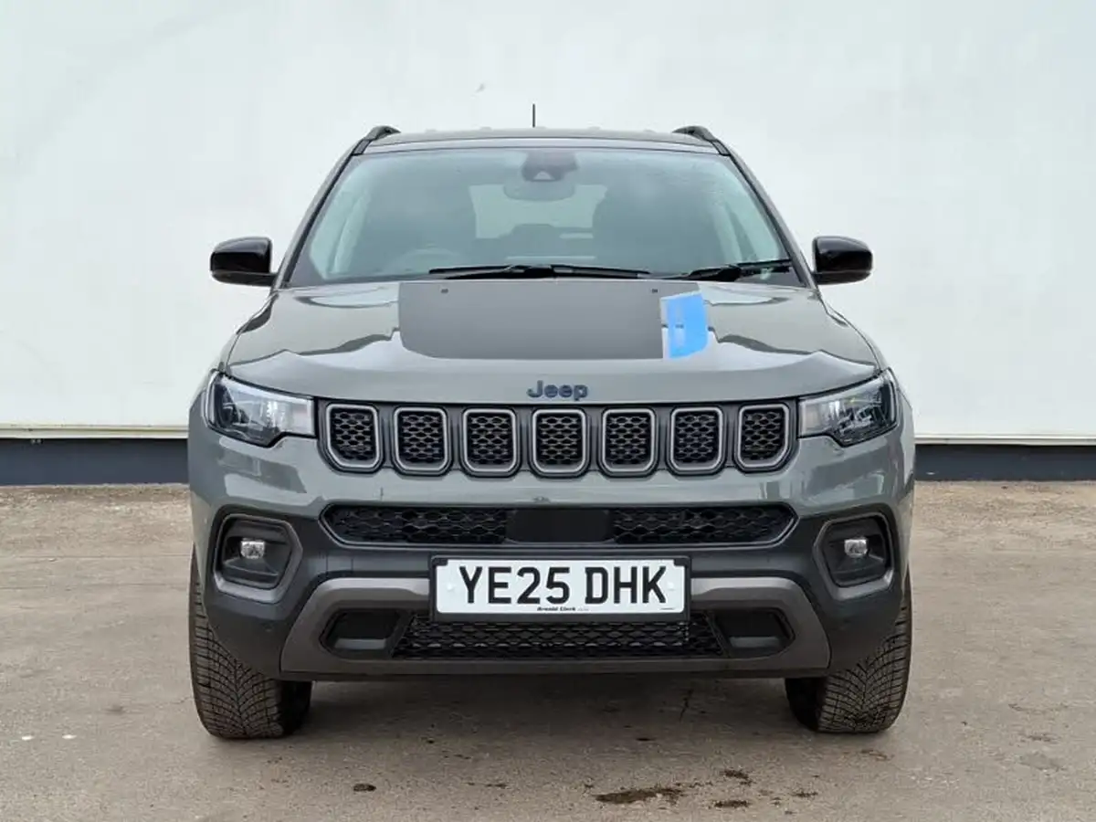 2025-jeep-compass-13-gse-trailhawk-big-18