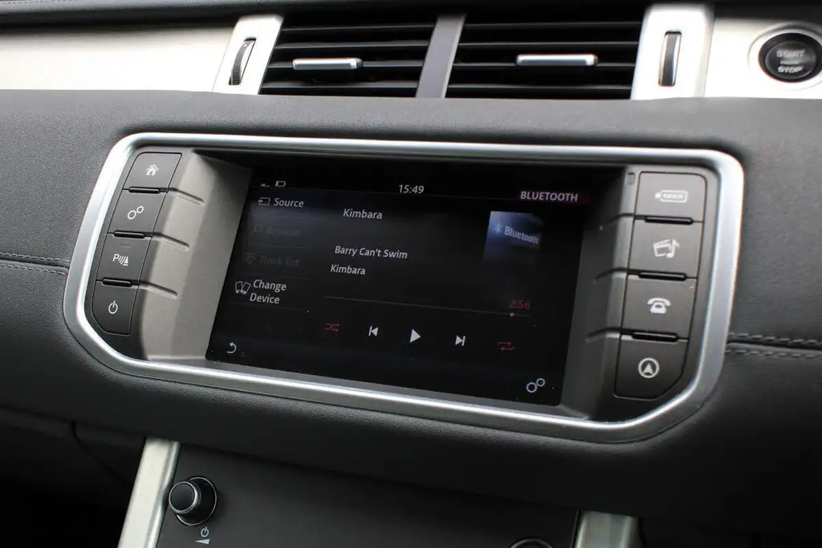 2017-land-rover-range-rover-evoque-20td4-se-tech-hatchback-5d-big-26