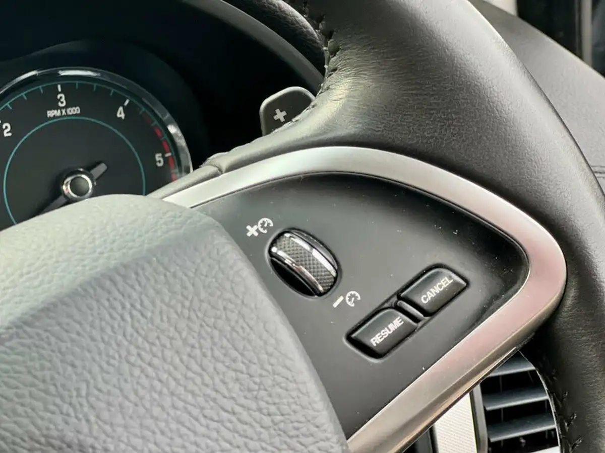 2015-jaguar-xf-22td-luxury-200ps-saloon-4d-big-37