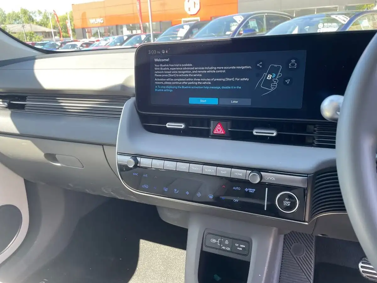 2024-hyundai-ioniq-5-e-ultimate-228ps-84kwh-tech-pack-max-rwd-big-17