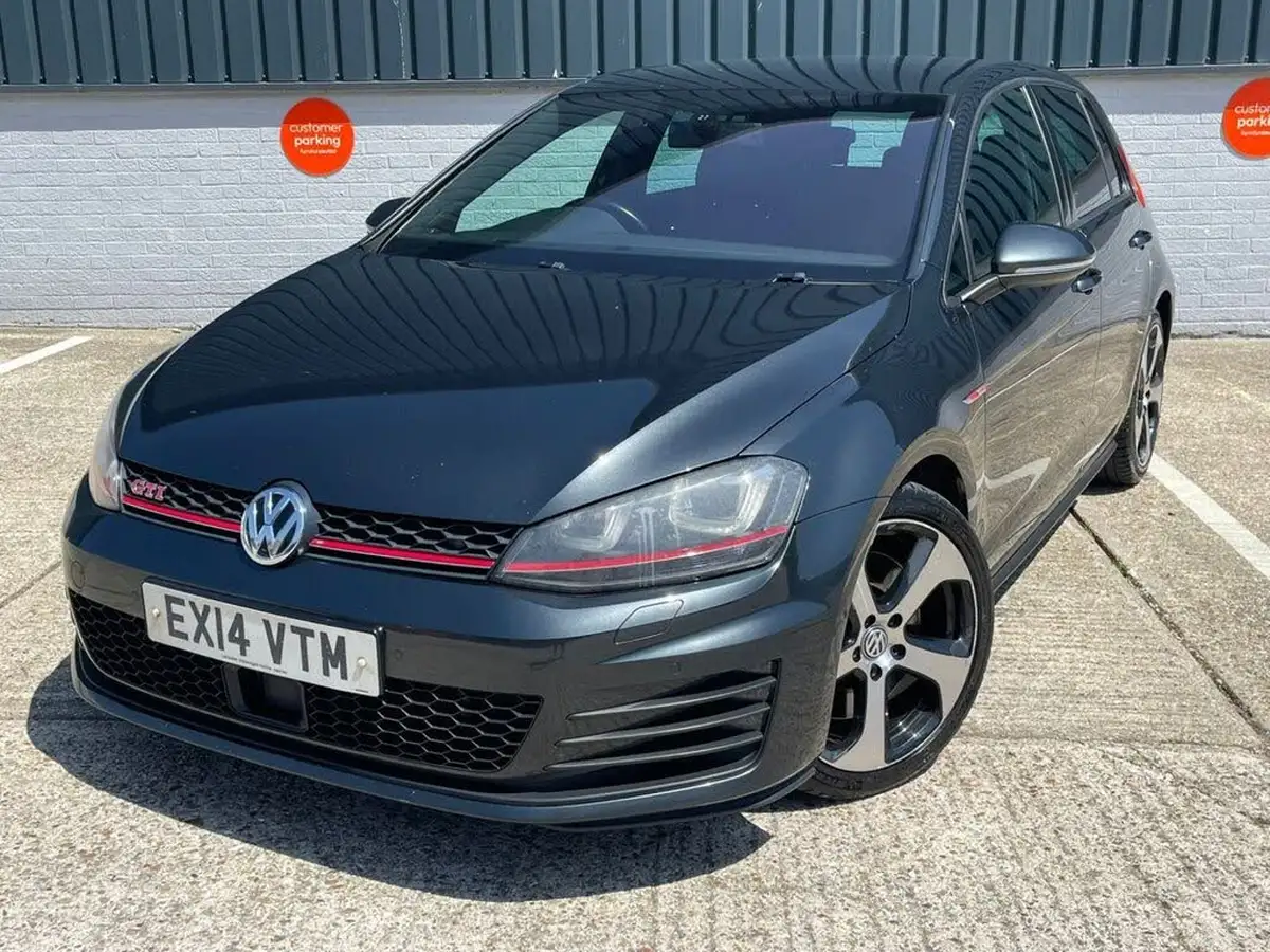 2014-volkswagen-golf-20-gti-230ps-performance-pk-hatchback-5d-dsg-big-62