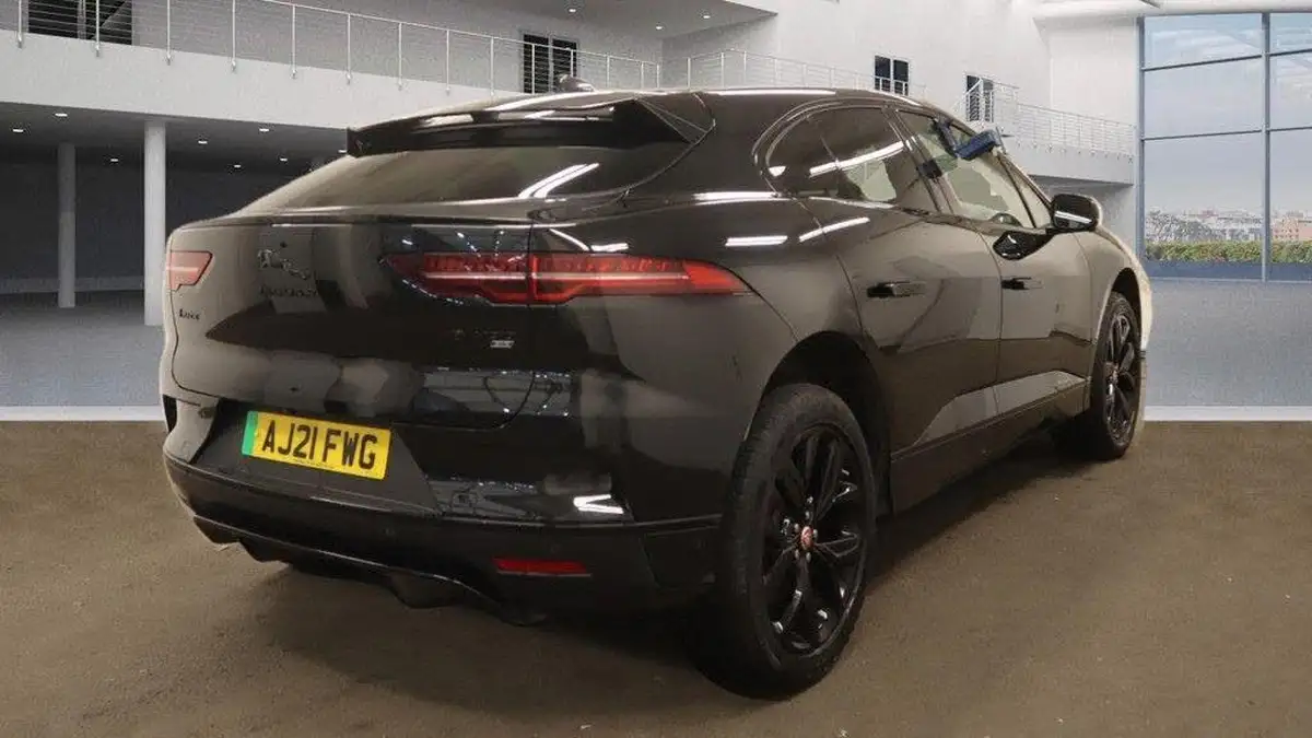2021-jaguar-i-pace-ev400-se-big-3