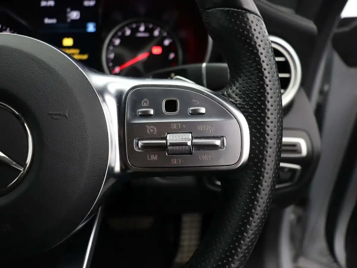 2019-mercedes-benz-c-class-20-c300-amg-line-premium-coupe-2d-big-36