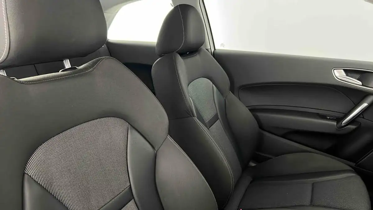 2016-audi-a1-10-tfsi-sport-hatchback-3d-big-30