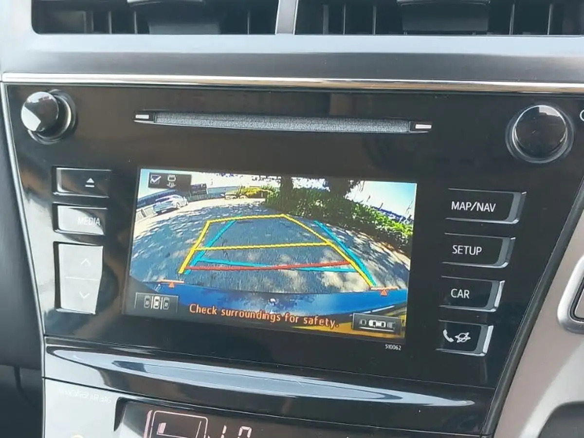 2020-toyota-prius-18-vvt-i-excel-big-10