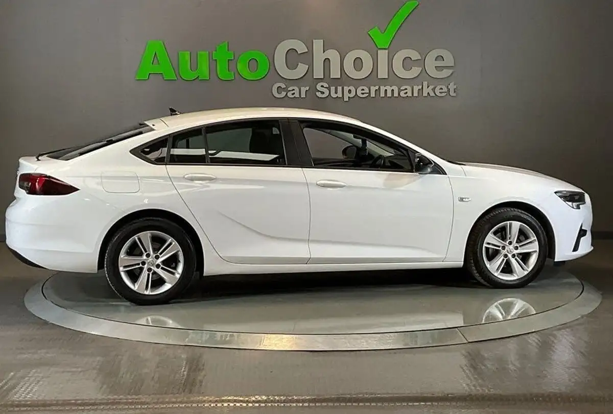 2021-vauxhall-insignia-grand-sport-15-turbo-d-se-nav-big-18