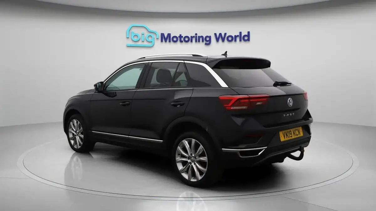 2019-volkswagen-t-roc-15-tsi-se-big-5