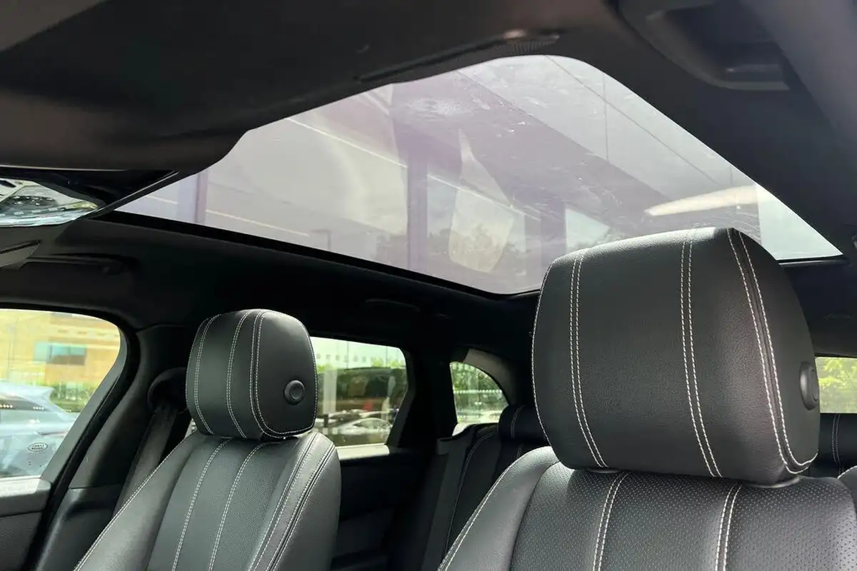 2021-land-rover-range-rover-velar-big-3