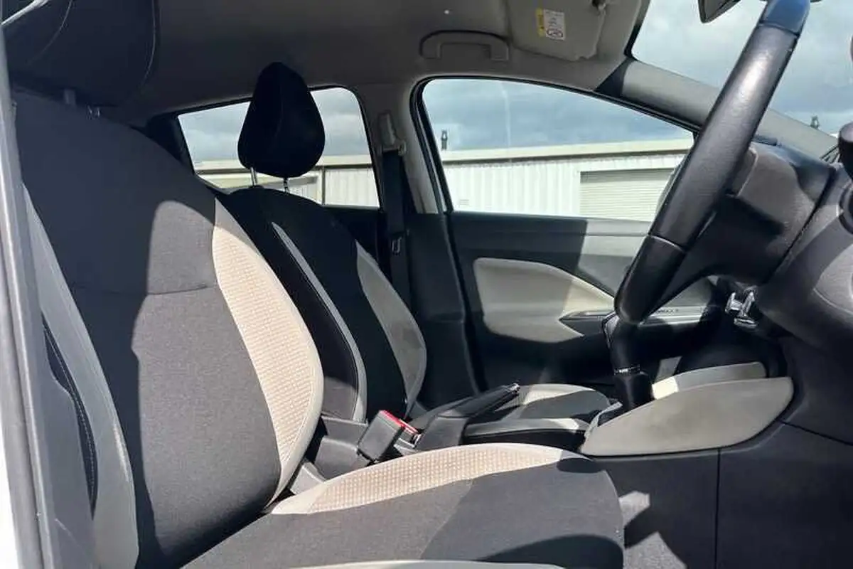 2021-nissan-micra-10-ig-t-tekna-big-22