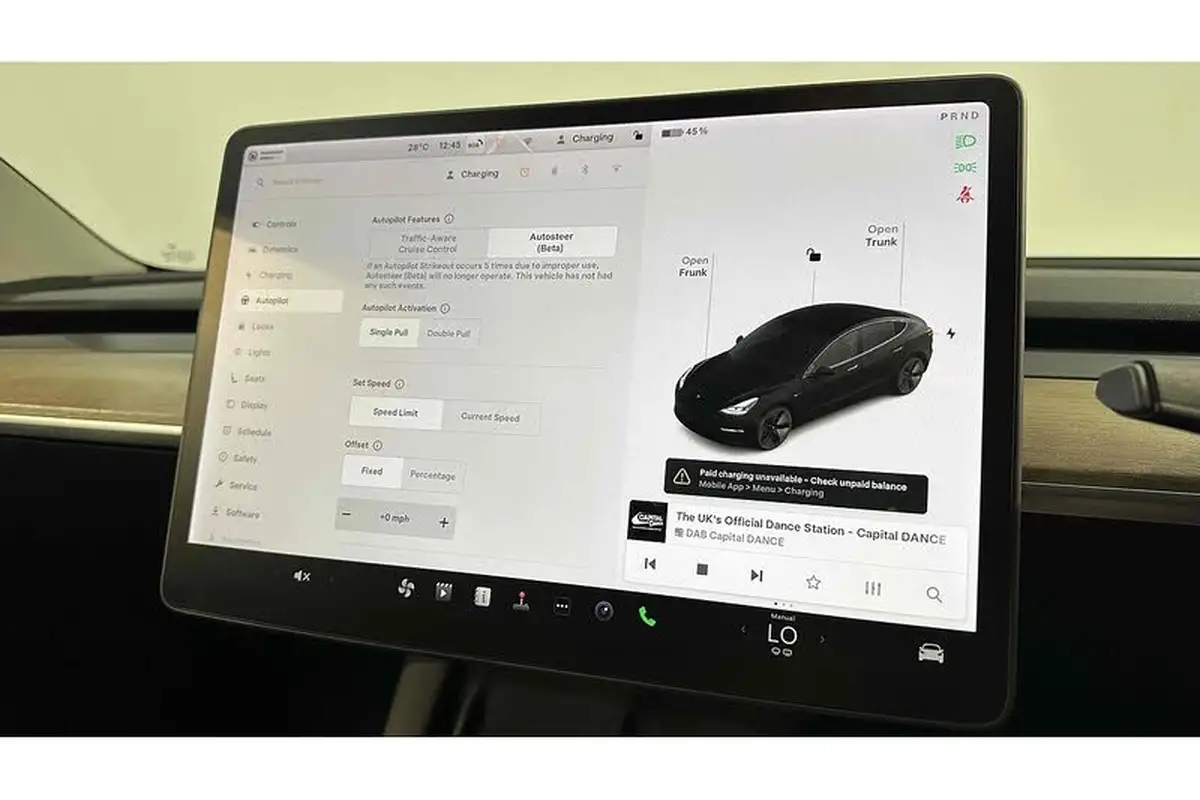 2021-tesla-model-3-e-long-range-4x4-big-45