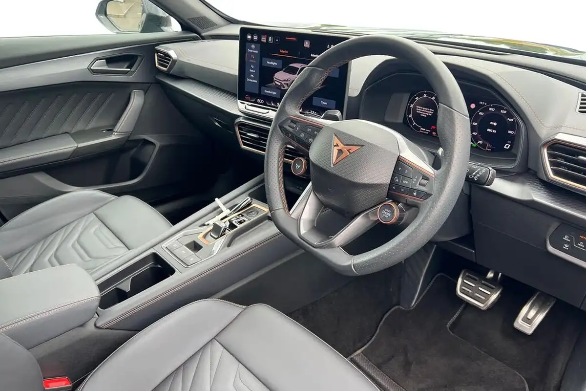 2024-cupra-formentor-15-e-hybrid-vz2-big-5