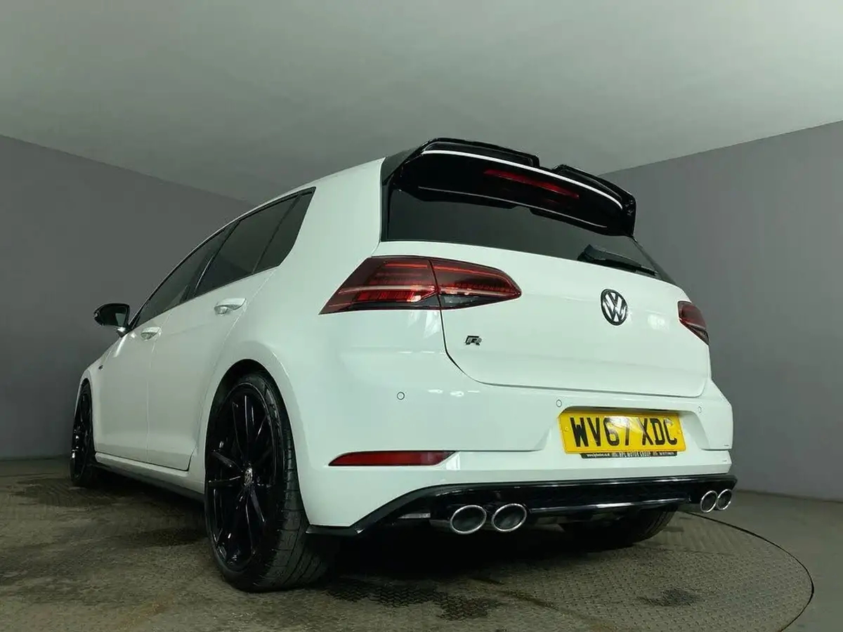 2017-volkswagen-golf-20-tsi-r-310ps-4motion-ss-hatchback-5d-dsg-big-13