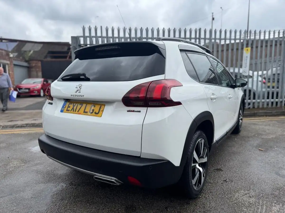 2017-peugeot-2008-suv-12-puretech-gt-line-110bhp-eat6-big-33