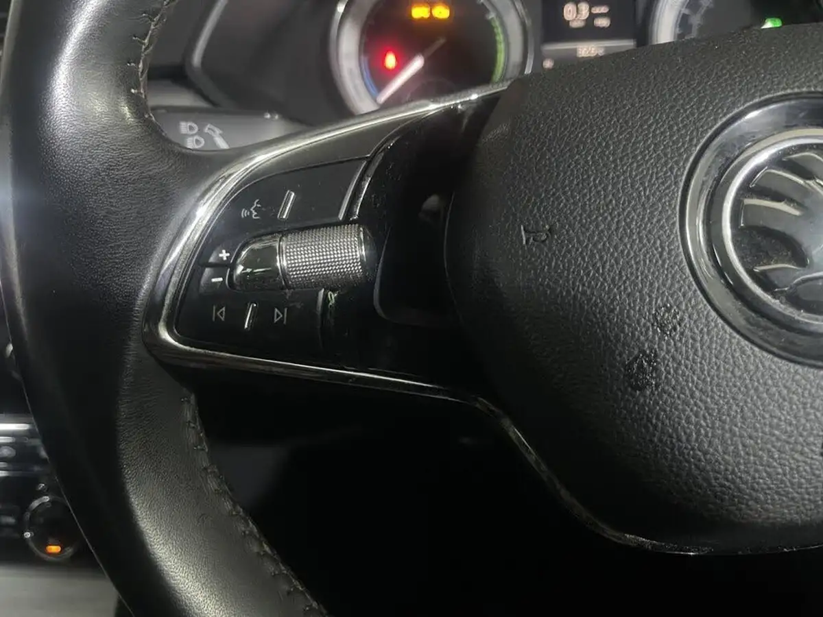 2021-skoda-superb-14-tsi-se-technology-156ps-estate-big-12