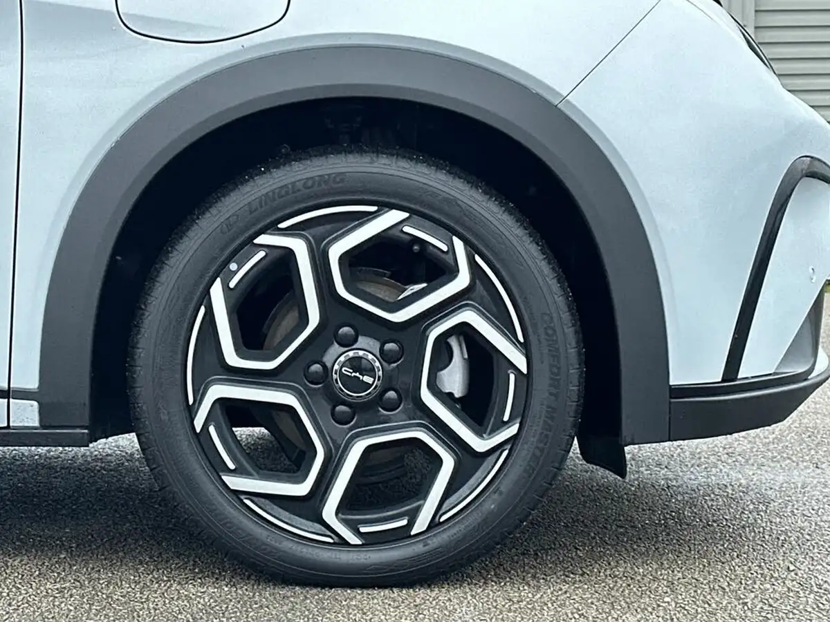 2024-byd-dolphin-e-comfort-big-17
