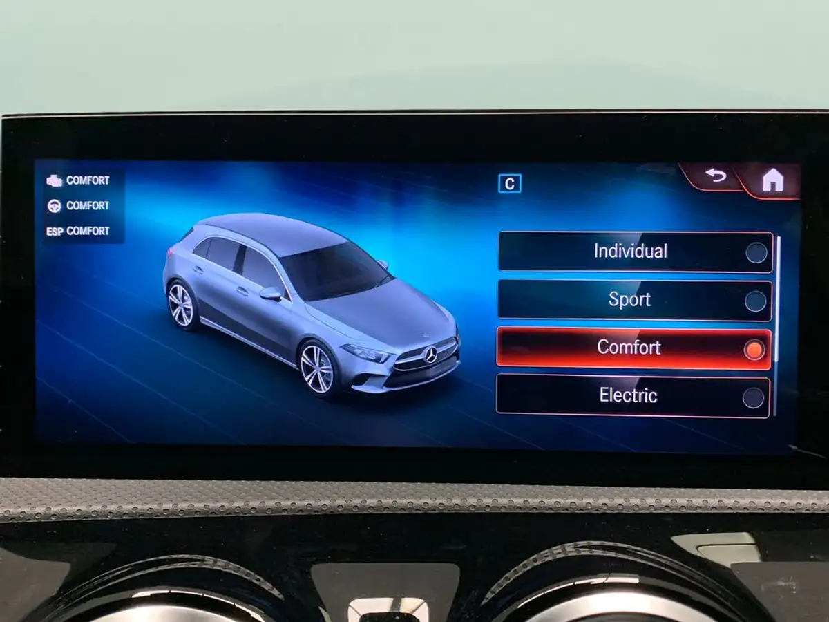 2020-mercedes-benz-a-class-13-a250e-amg-line-premium-plus-hatchback-5d-big-22