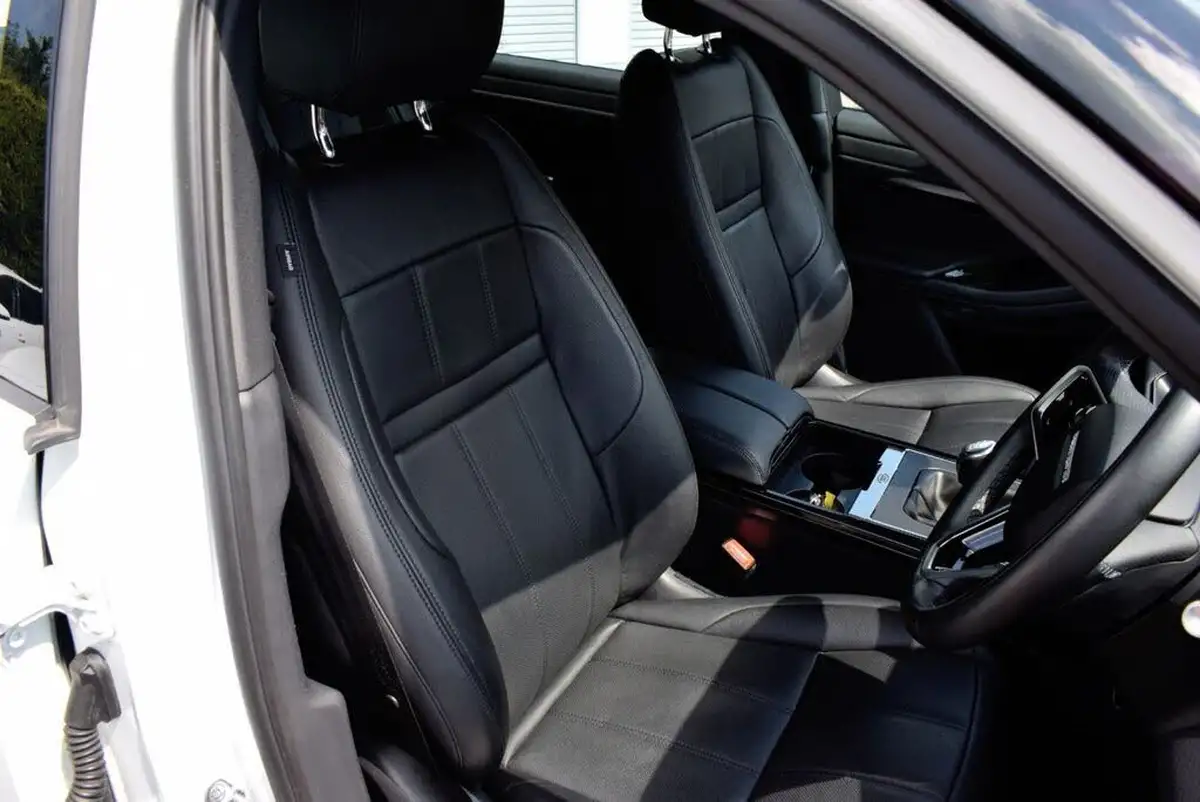 2022-land-rover-range-rover-evoque-20-d165-r-dynamic-s-big-17