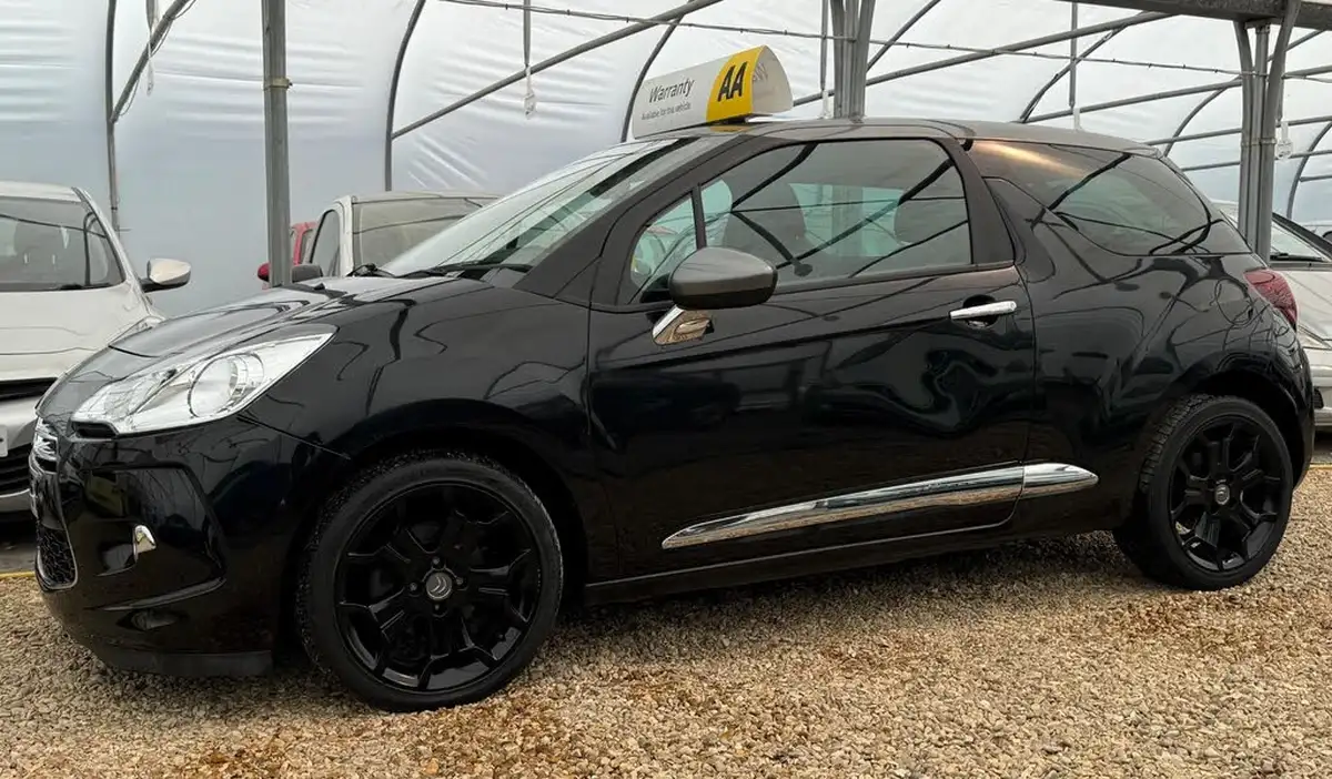2013-citroen-ds3-16-dstyle-plus-vti-big-17
