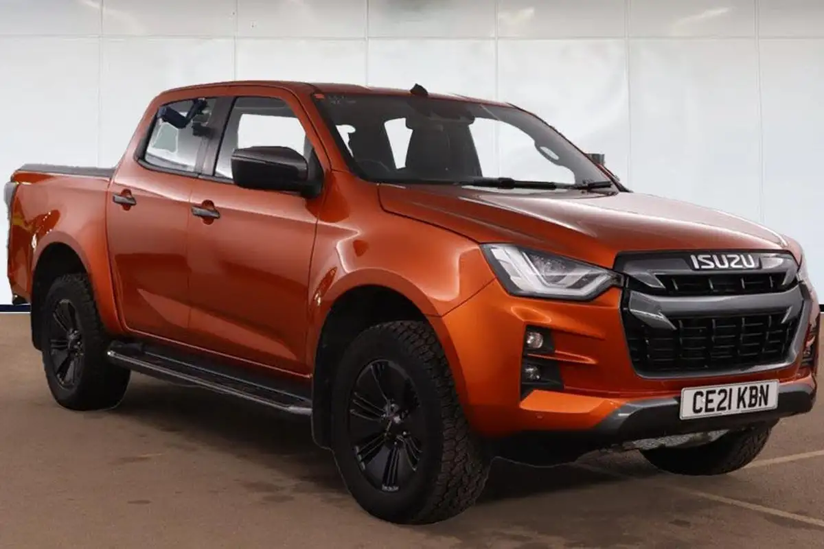 2021-isuzu-d-max-19td-v-cross-auto-big-0
