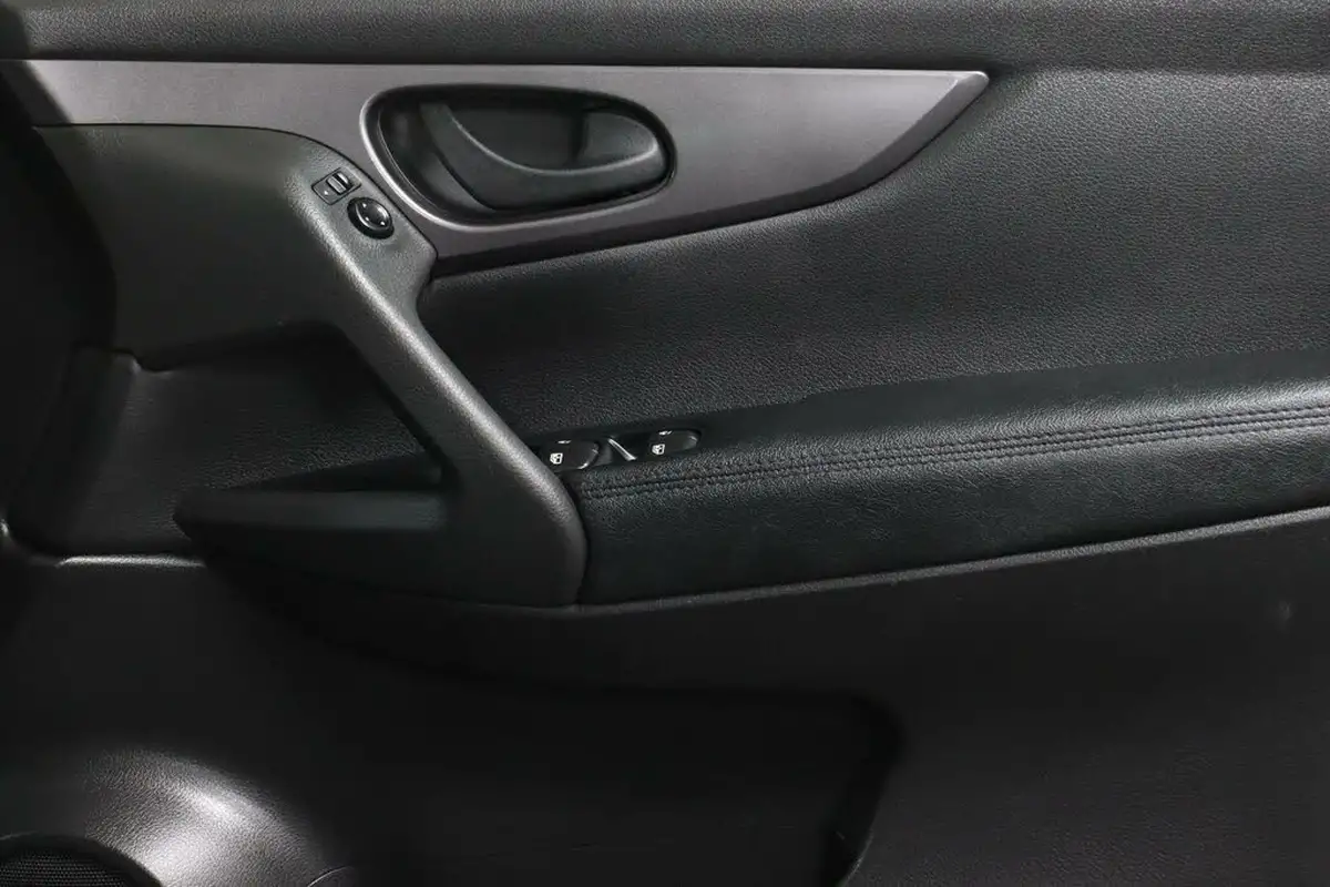 2018-nissan-qashqai-13-dig-t-visia-big-36