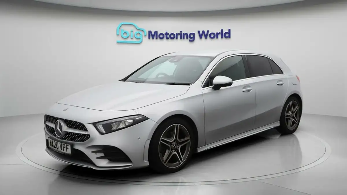 2020-mercedes-benz-a-class-20d-a200d-amg-line-executive-hatchback-5d-big-3