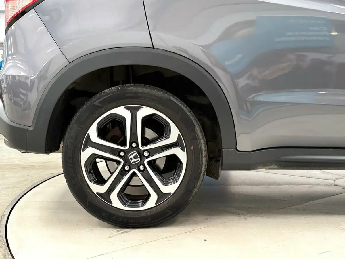 2017-honda-hr-v-15-i-vtec-se-big-13