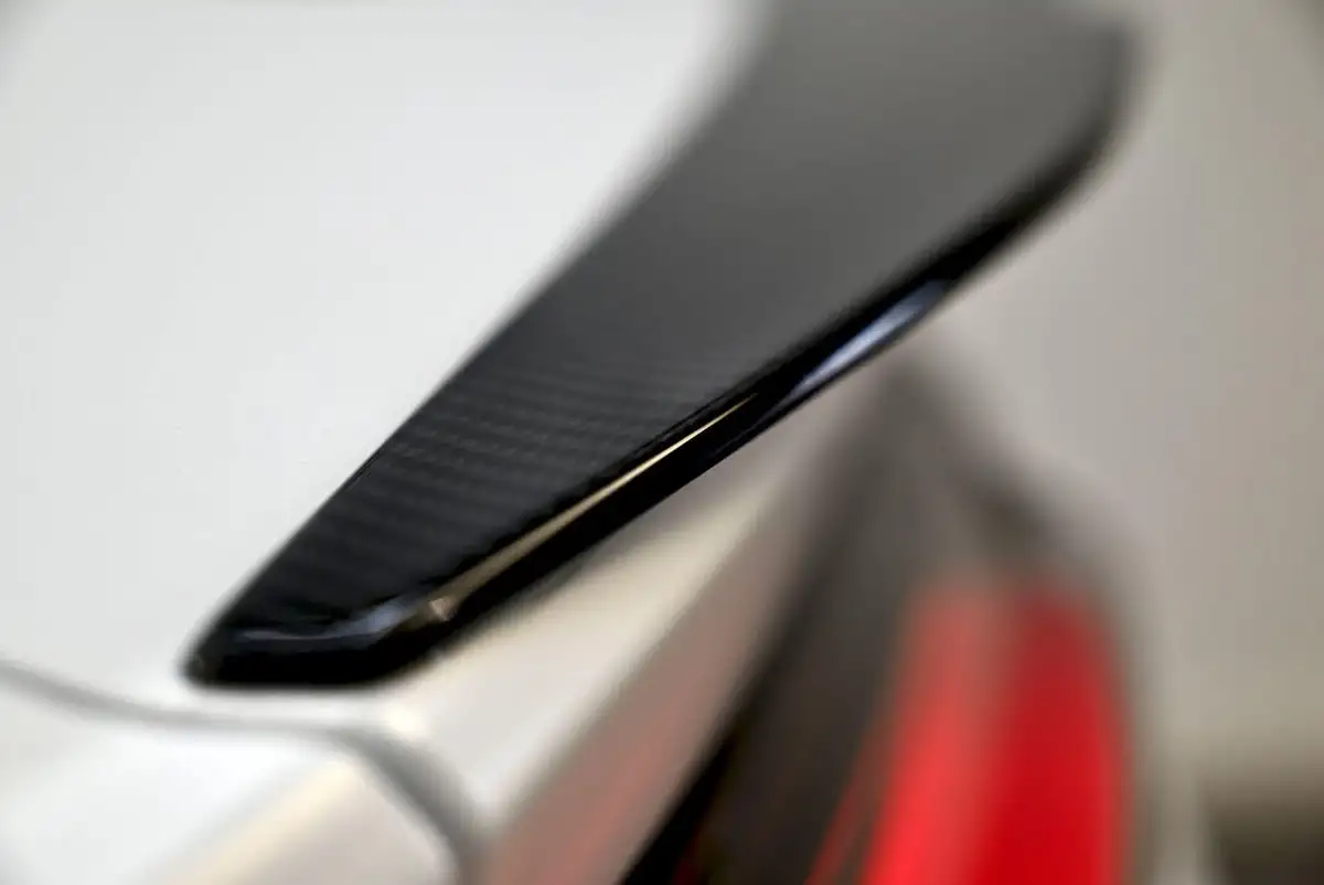 2023-lamborghini-urus-40-no-trim-big-26