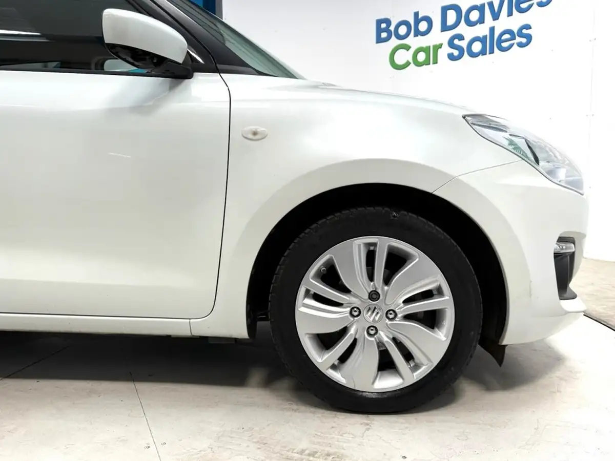 2018-suzuki-swift-10-boosterjet-sz-t-111ps-big-10