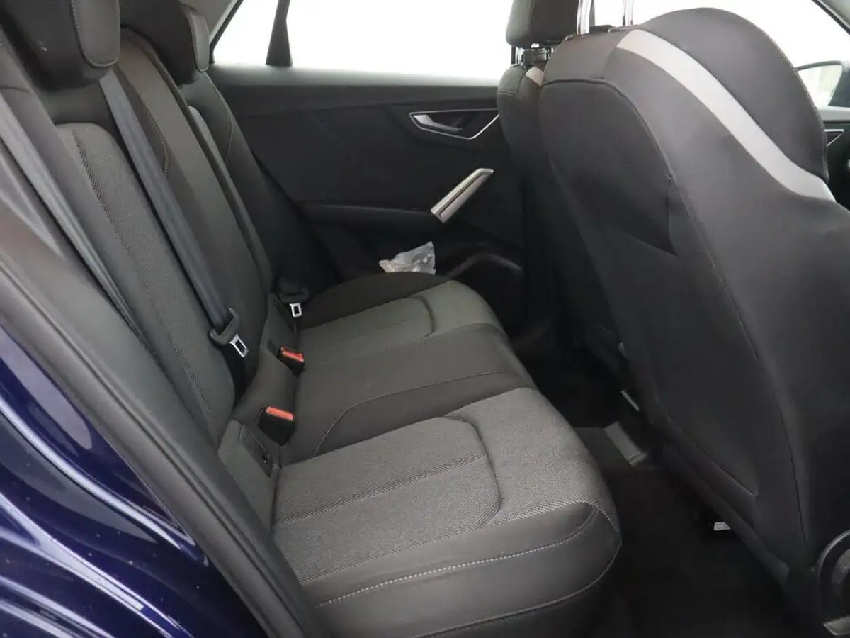 2021-audi-q2-10-30-tfsi-sport-big-22