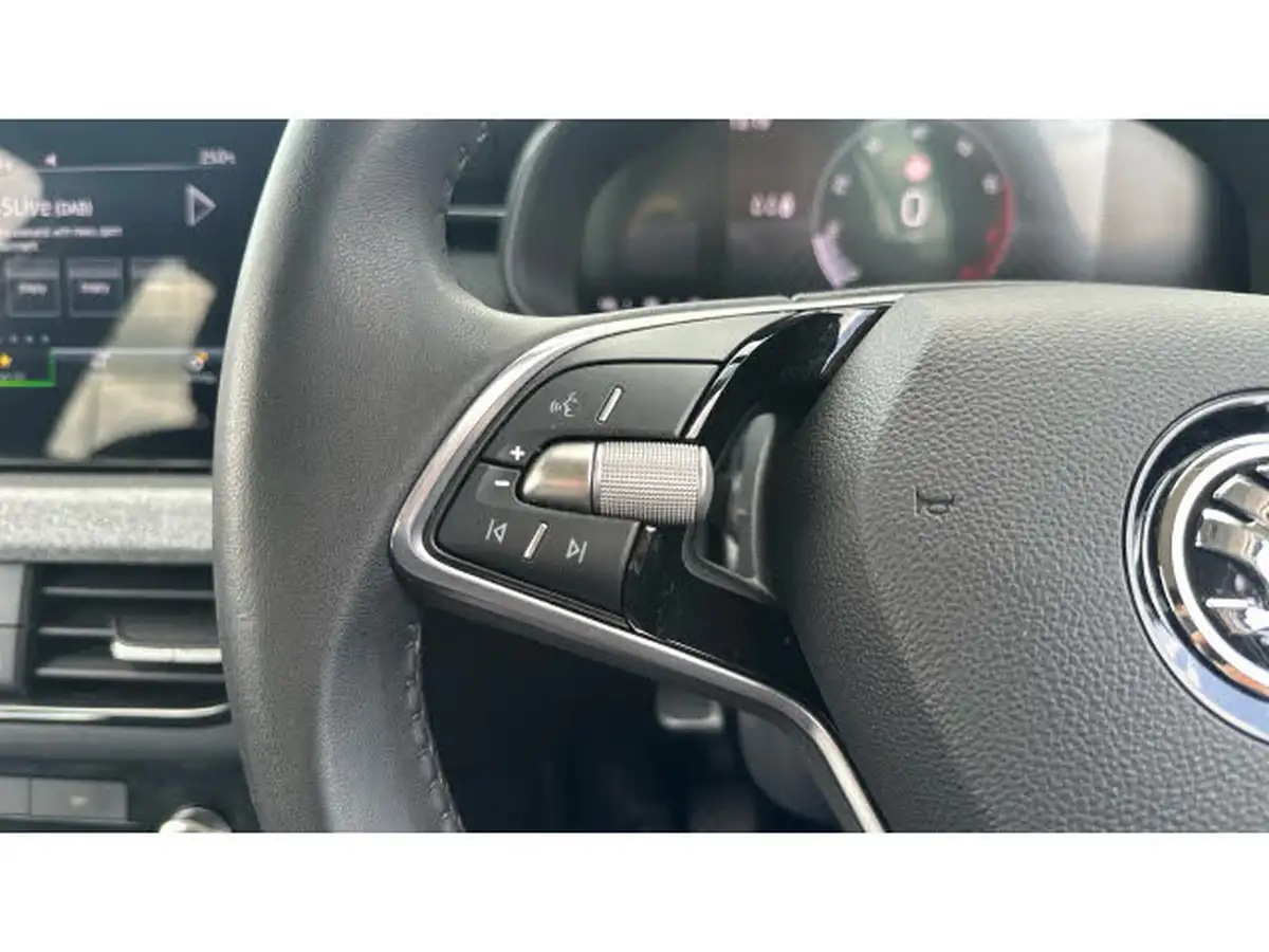 2024-skoda-scala-10-tsi-se-116ps-big-20