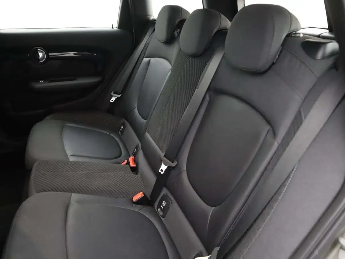 2018-mini-clubman-15-cooper-ss-big-9